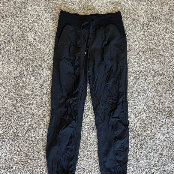Lululemon dance studio pant jogger 7/8 length - Picture 1 of 4
